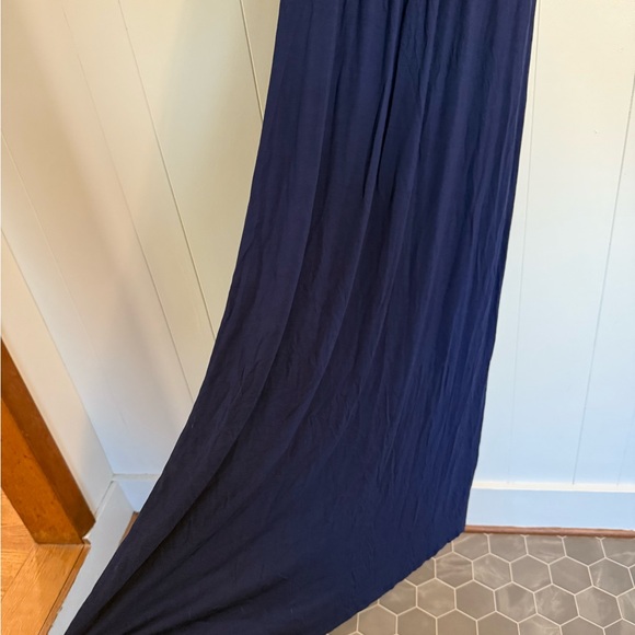 New with Tags Loveappella navy V-Neck Maxi Dress woman’s size medium - Picture 8 of 8